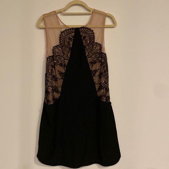 BCBG sheer and black mini dress with lace and pockets - Picture 1 of 7